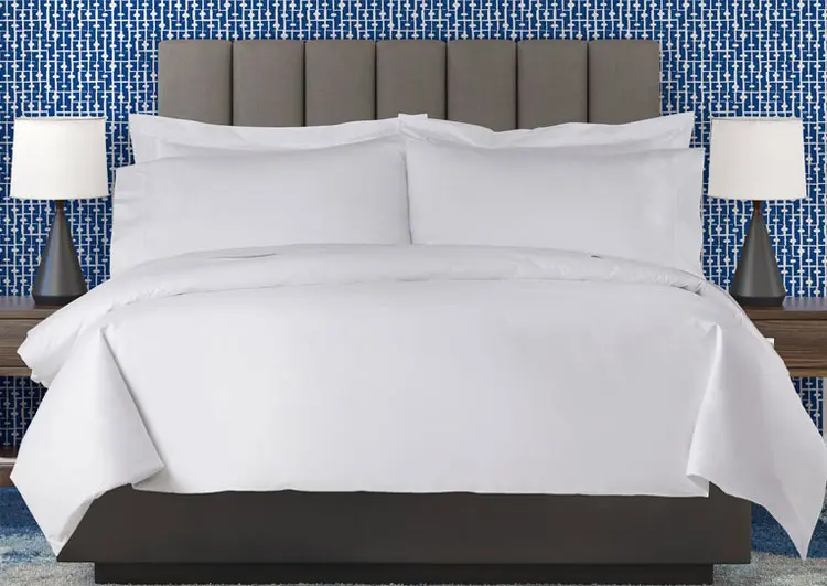 Bed & Bedding Set